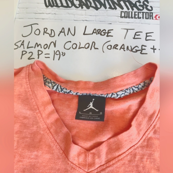 Air Jordan salmon V Neck Elephant print Tee - Picture 4 of 4